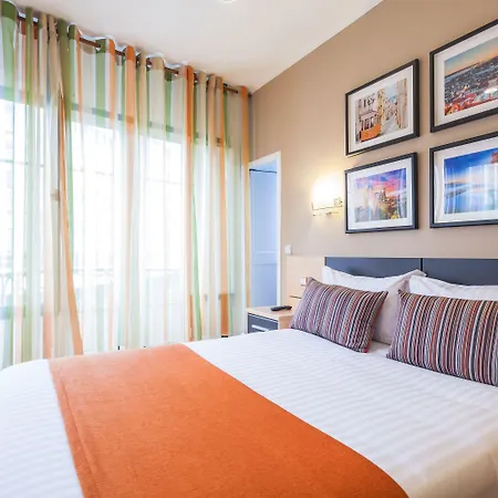 Nova 4* Lisbon