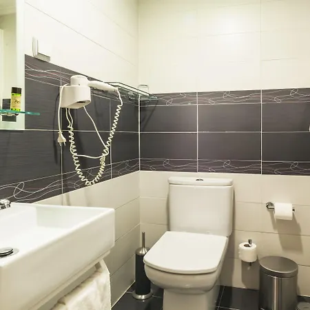 Nova 4* Lisbon